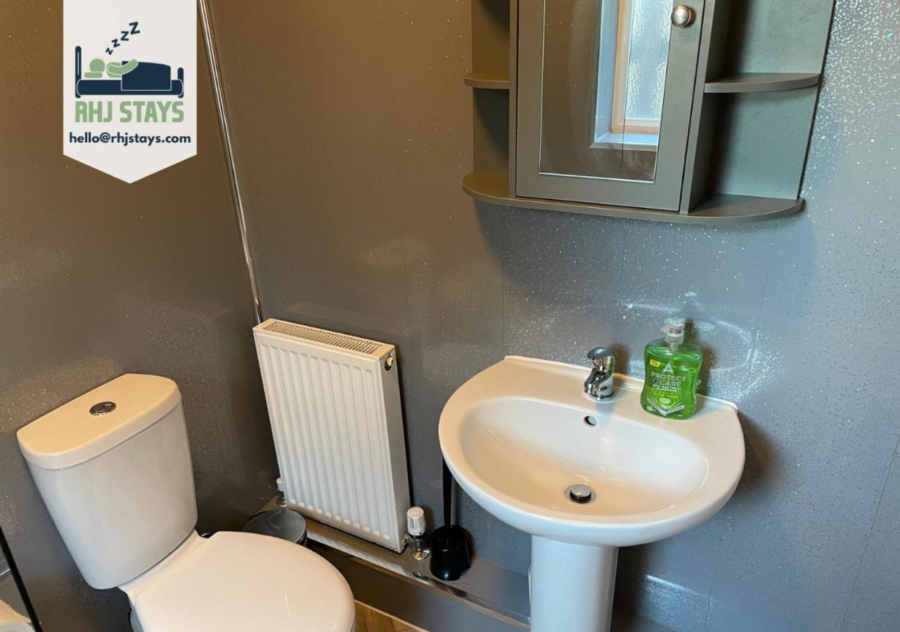 Howe - Newly Refurbished 2 Bedroom Flat Free Parking Gateshead Eksteriør bilde