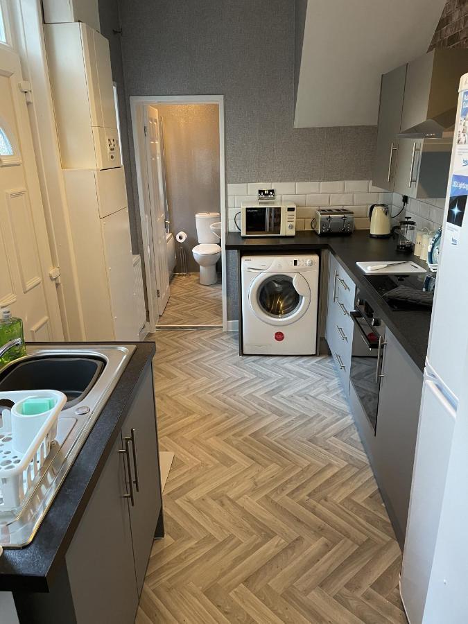 Howe - Newly Refurbished 2 Bedroom Flat Free Parking Gateshead Eksteriør bilde